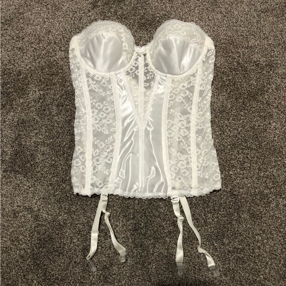 Va Bien Strapless Corset Bustier with Garters - Picture 11 of 16